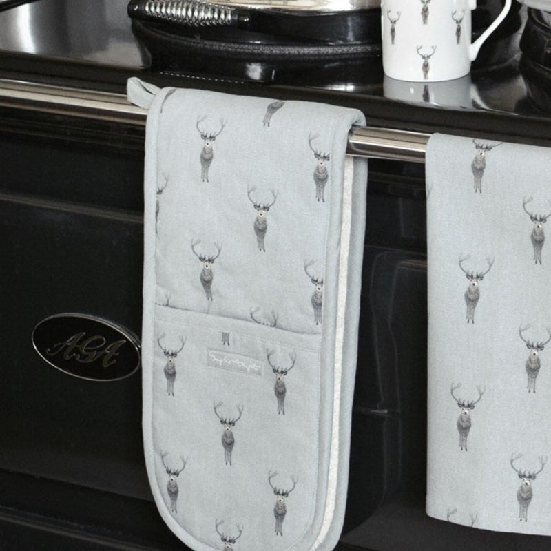 Highland Stag Double Oven Gloves by Sophie Allport - Gallop Guru