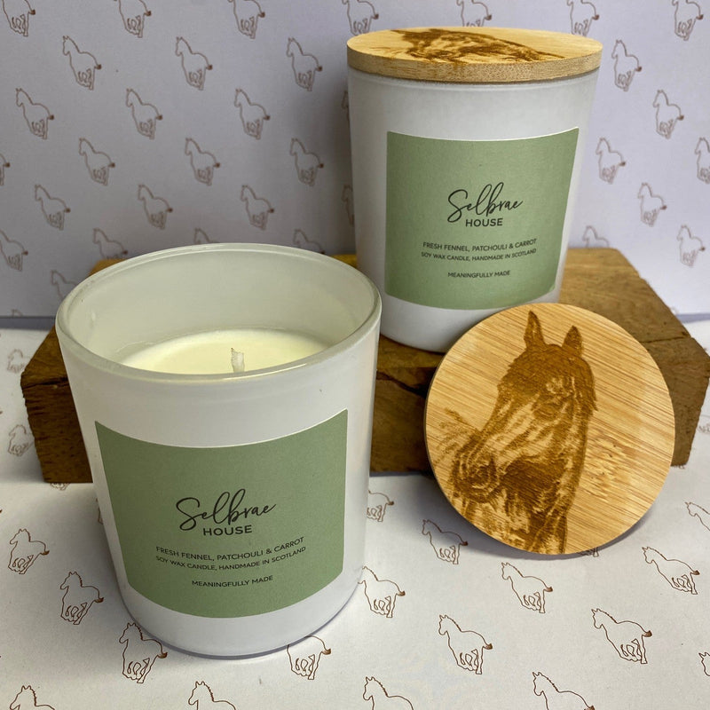 Scented Candle with Etched Horse Wooden Lid - Gallop Guru