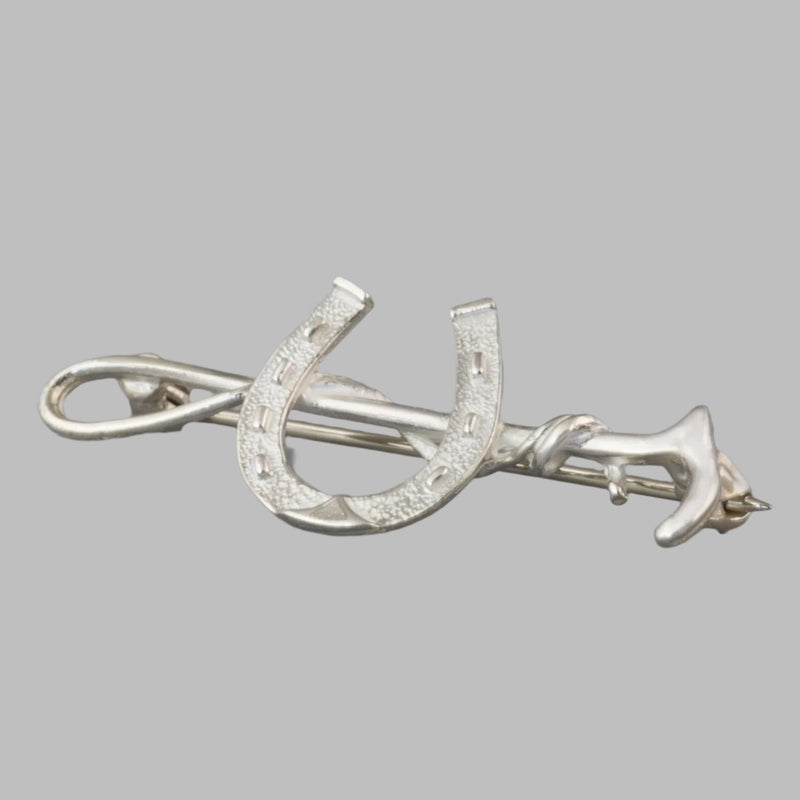 Horseshoe in White Enamel Pin | Alison Horseshoe in White Enamel Pin | Alison